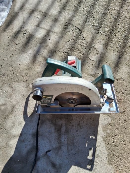 Ръчен цирколяр парксайд