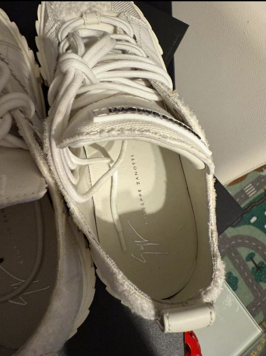 Teniși Giuseppe Zanotti