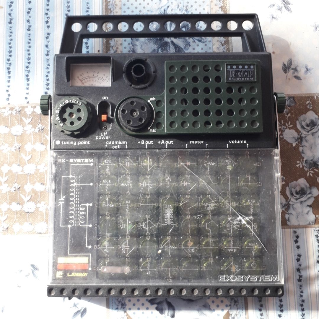 Kit  Educational GAKKEN  EX150  Aparat didactic pentru circuite