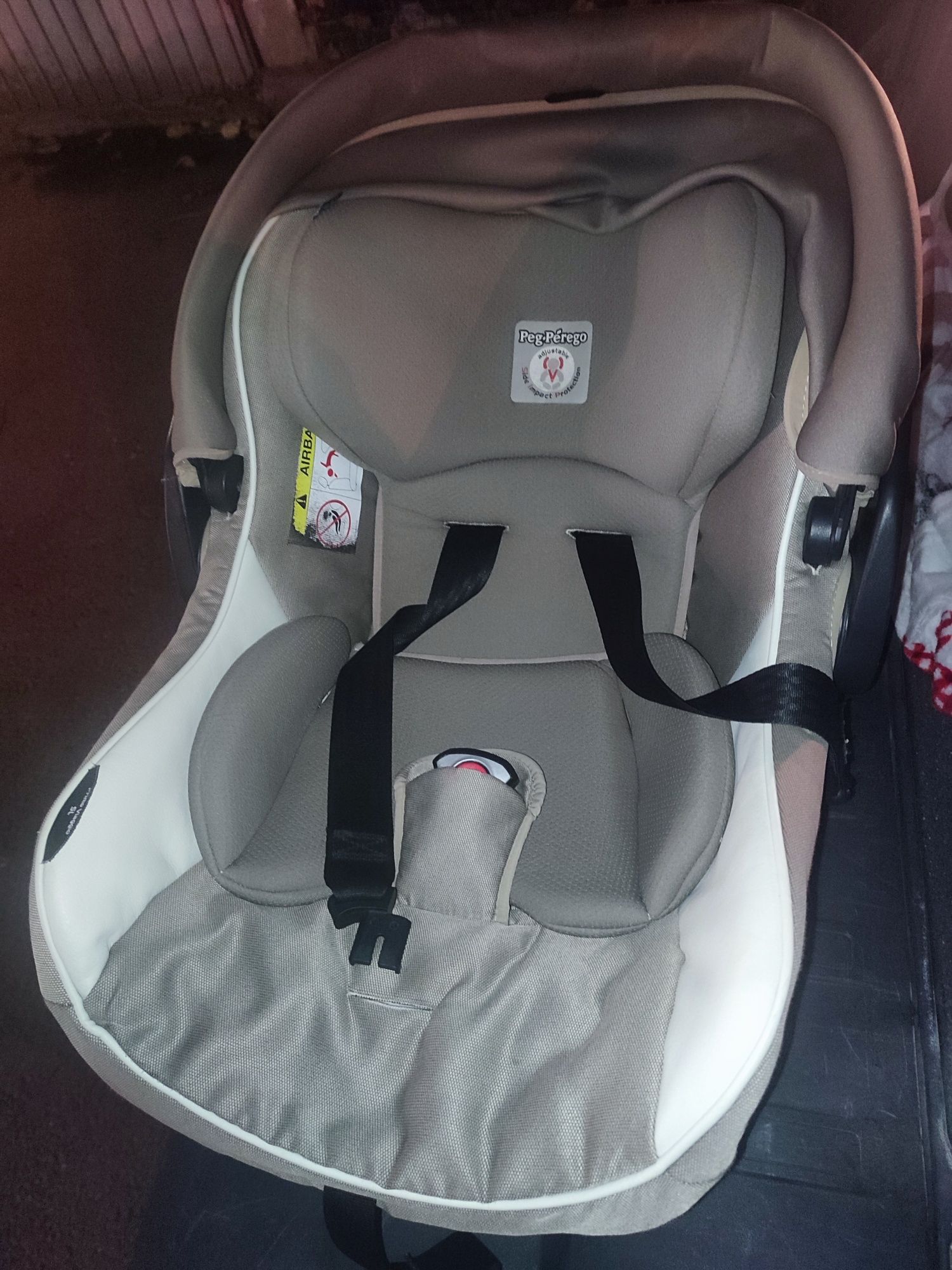 Scaun ,Scoica cu isofix