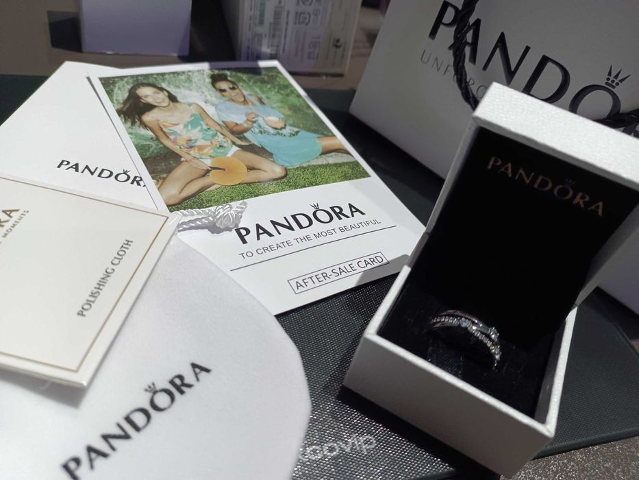 Кольцо Pandora Sparkling Triple Band Ring