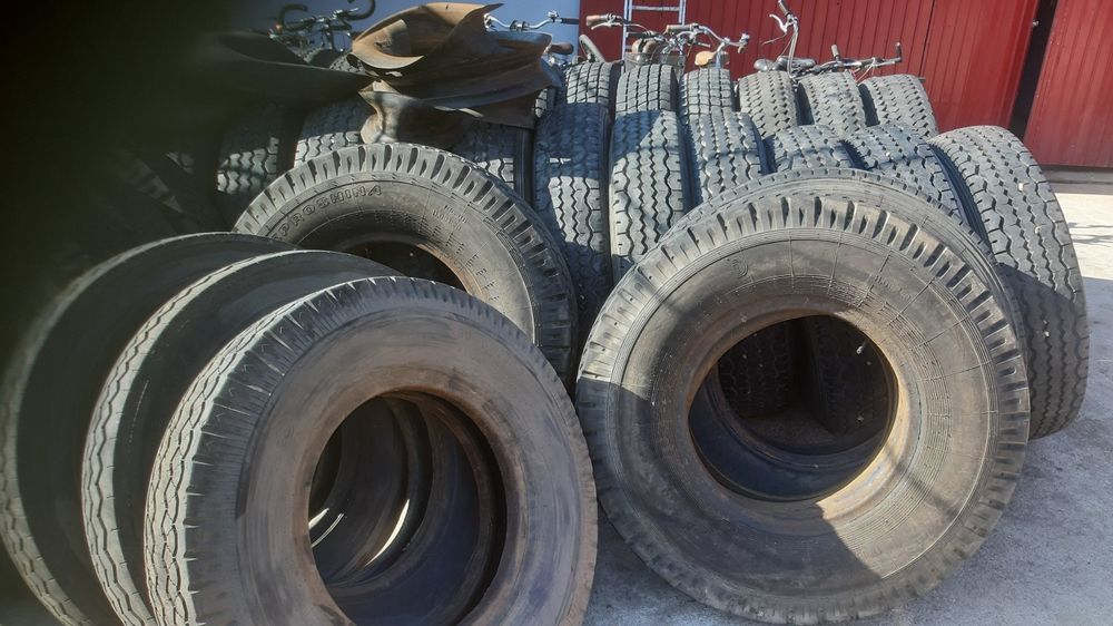 Cauciucuri remorci agricole!825/20,900/20/1000/20 si 1100/20!