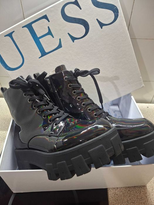 Дамски боти Guess