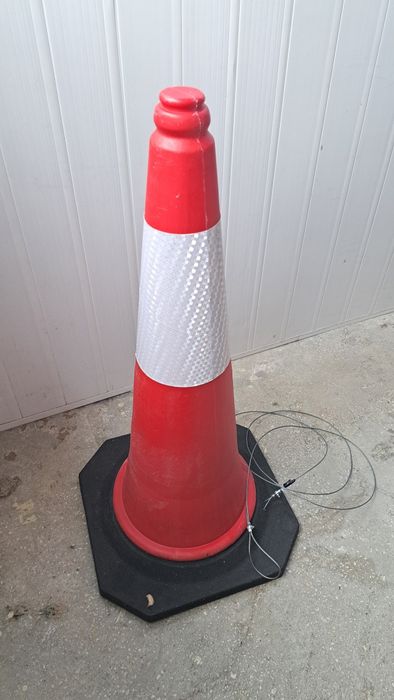 Con parcare sau constructii