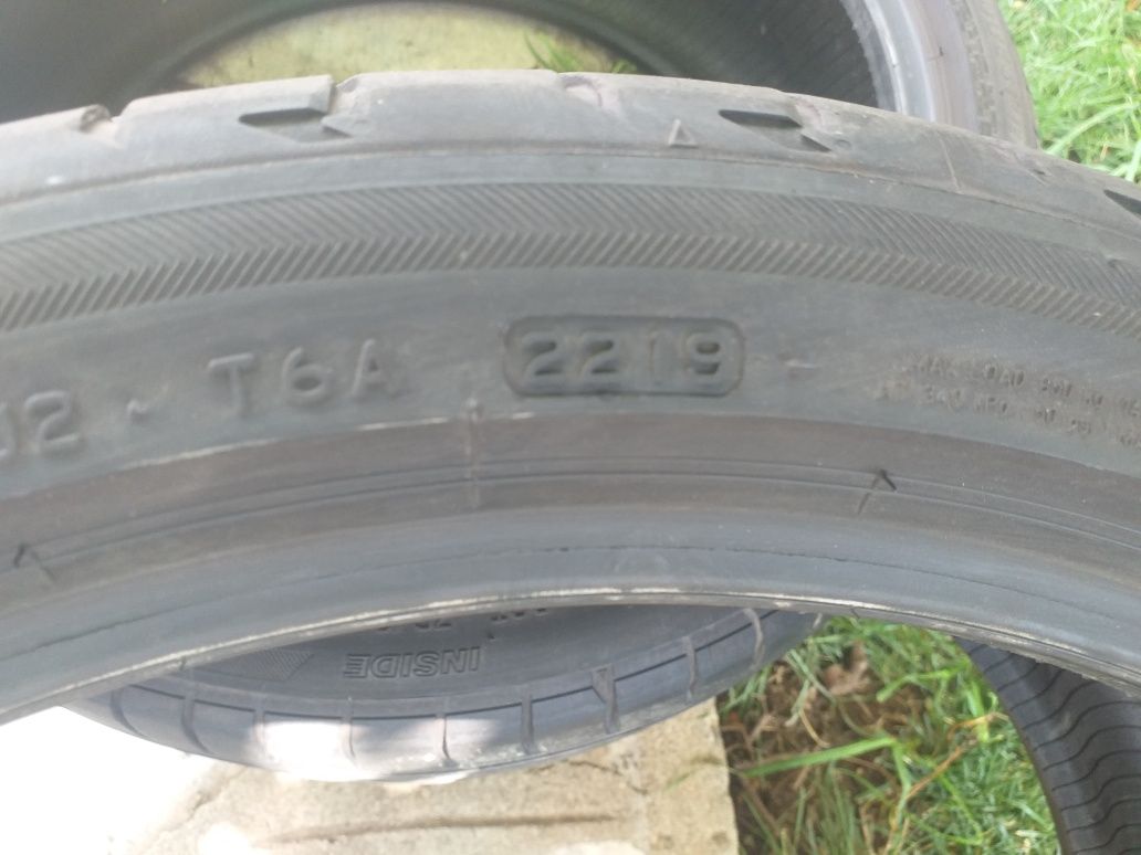 Гуми два броя 225/40/19