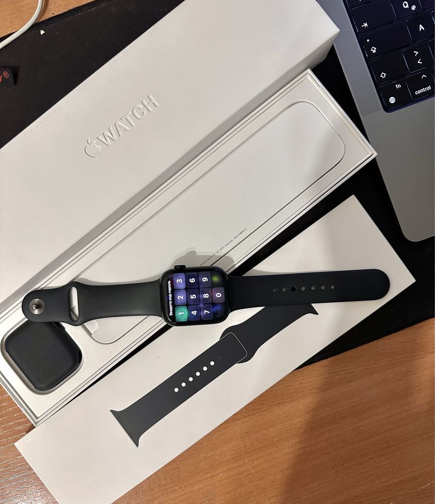 Apple Watch 7 45 mm за 100к