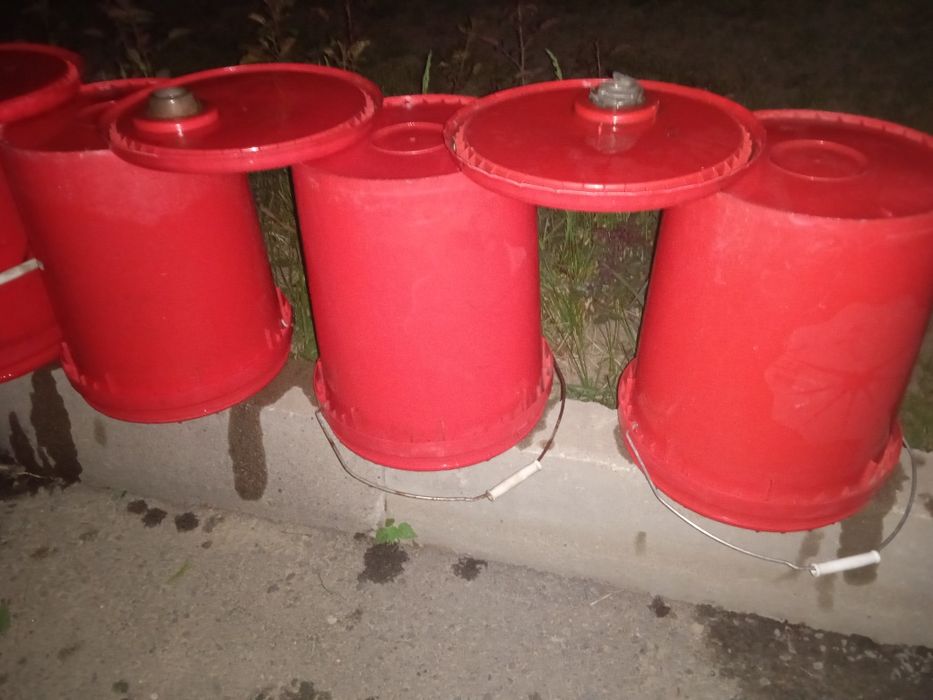 Продам ведра 18л