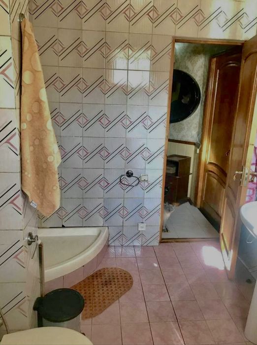 Продается 3х комнатная квартира, М. Горький (БИЙ)