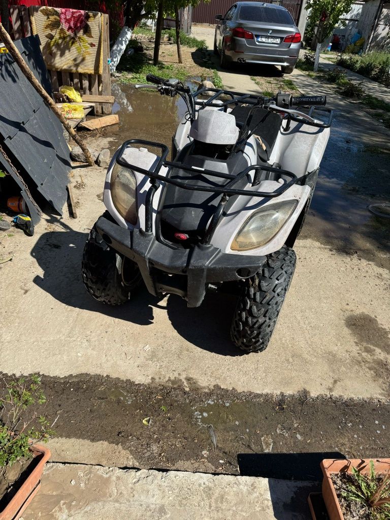 Vând urgent ATV Kymco