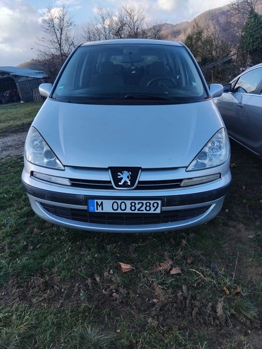 Пежо 807 миниван