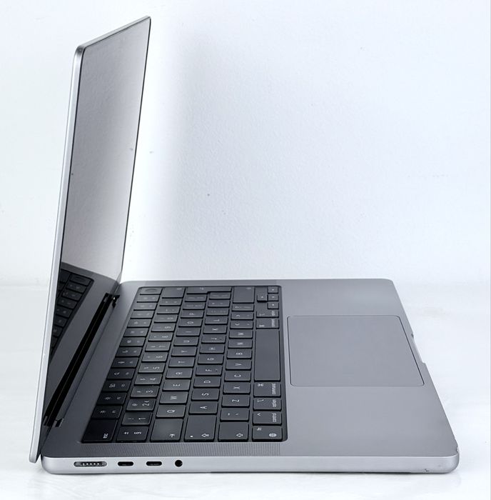 Apple MacBook Pro 14'' M2 PRO 10C/16G 32RAM 512GB Отличен