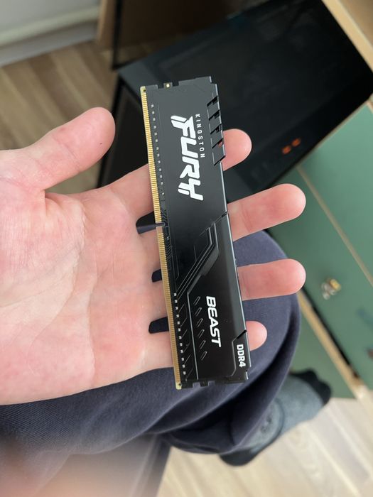 Продается оперативный память ддр4