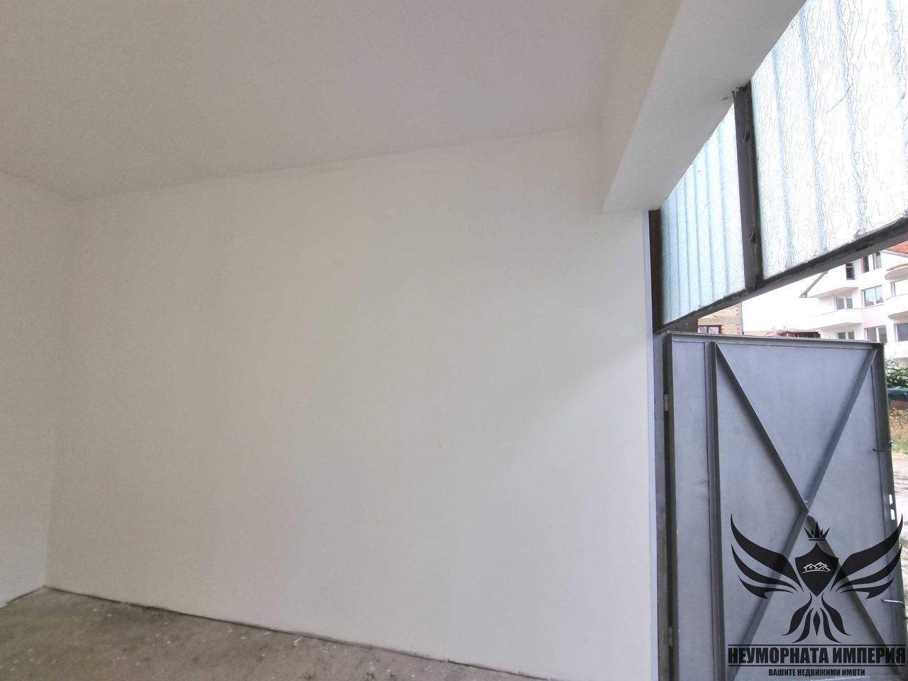 Дава се под наем Гараж / Паркомясто в Асеновград - 18 кв.м за 65 € - Снимка #2