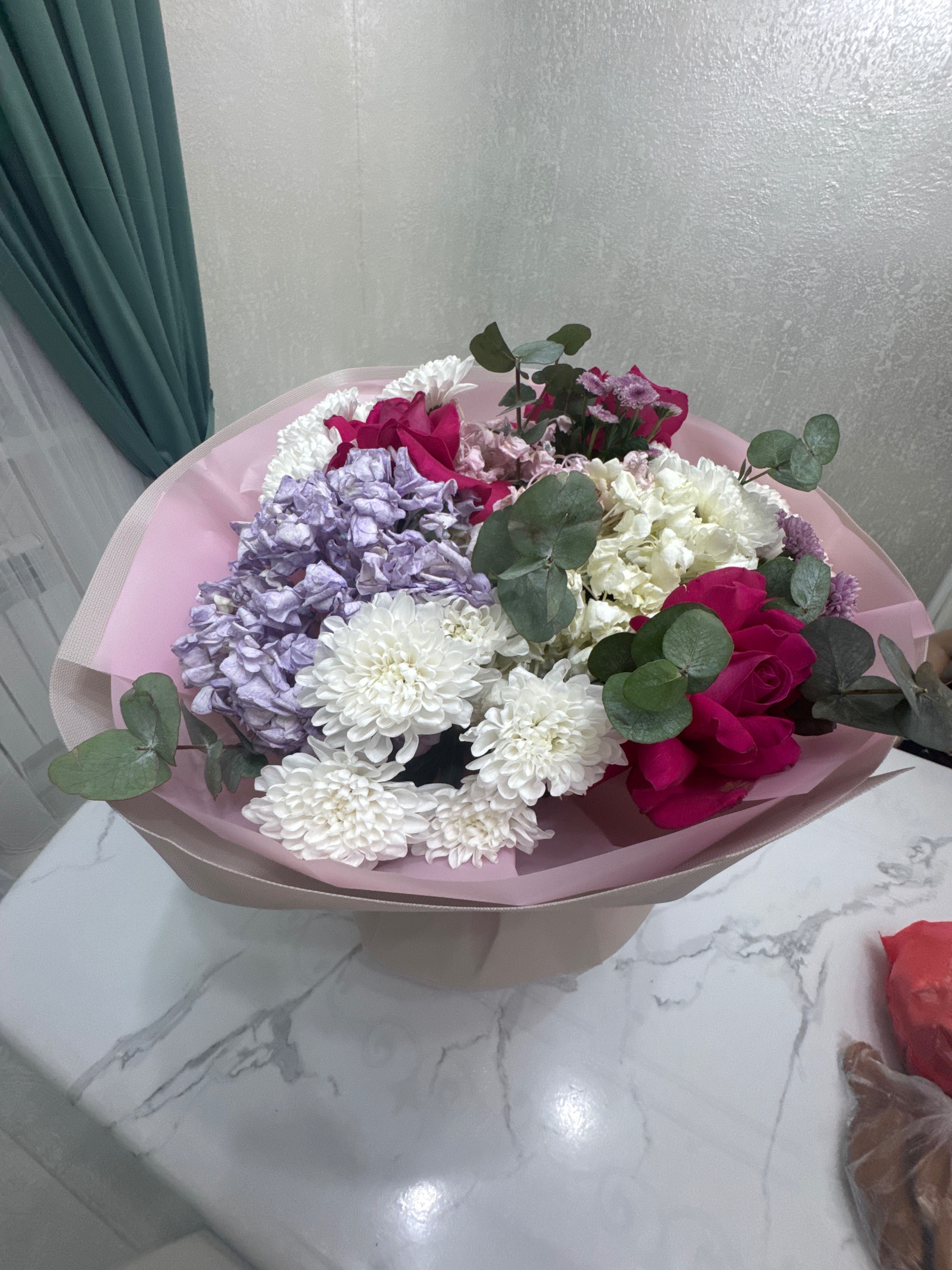 Букет цветов красивых