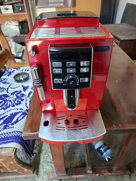 Aparat cafea Delonghi