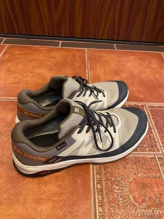 pantofi drumetie (trekking) Salomon Outrise nr 46