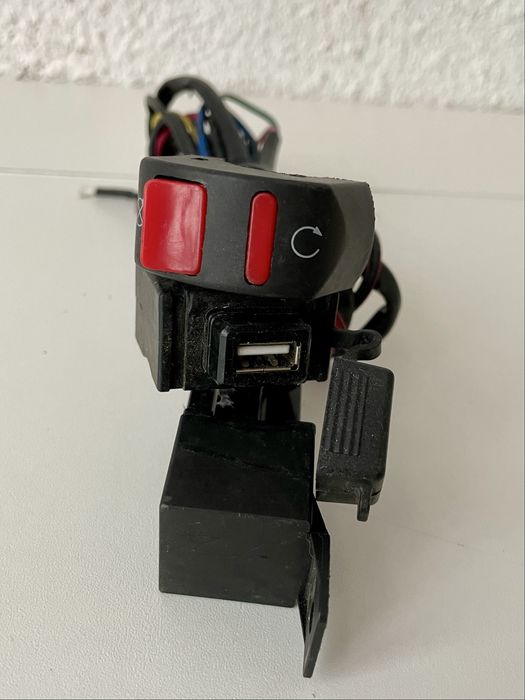 Buton ghidon, on-off,moto, bicicleta, trotineta, proiector, releu, usb