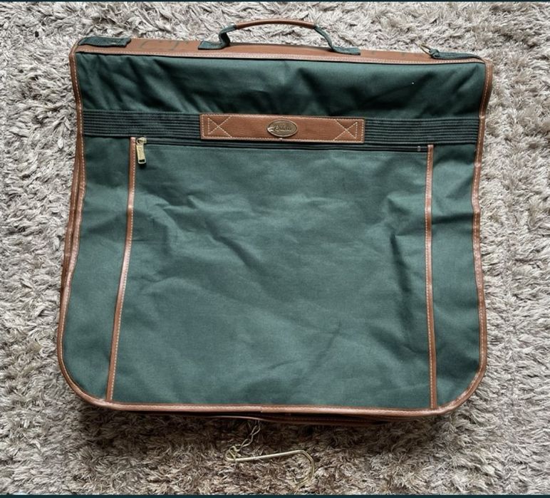 Geanta pentru transport/voiaj costum Rodelle