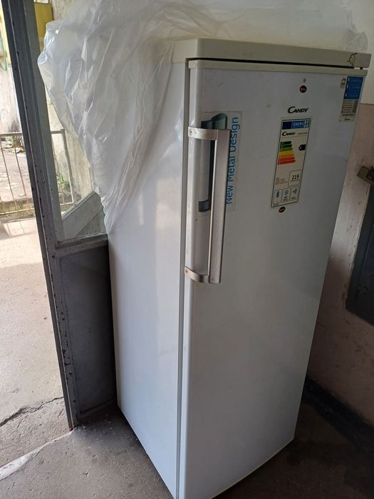 Vand congelator in perfecta stare