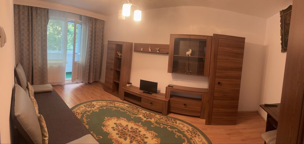Proprietar inchiriez apartament 2 camere decomandat