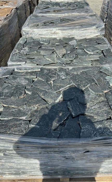 Piatra ornamentala decorativa oriunde in tara