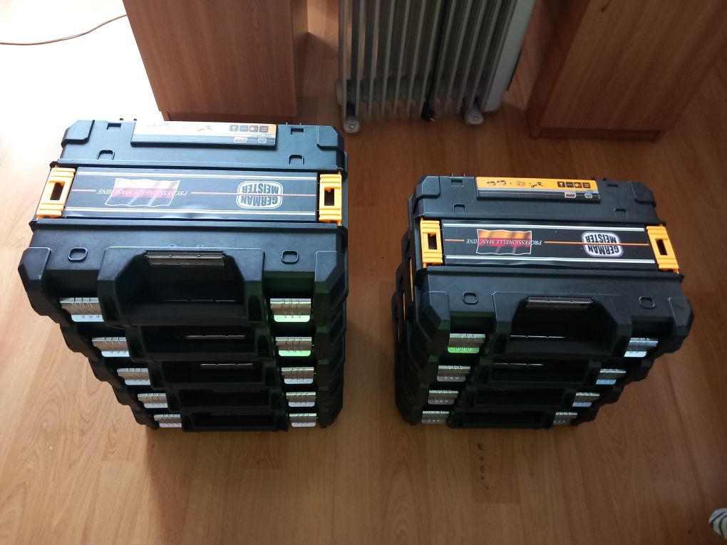 Vând valize cutie dewalt nouă nouta preț 30 lei bucata Am disponibil