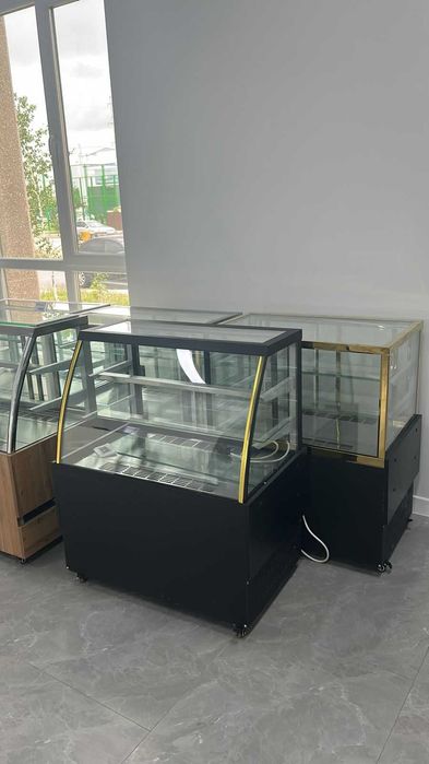 Акция Витринный холодильник