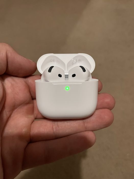 AirPods 4 ANC *noi nesigilate*