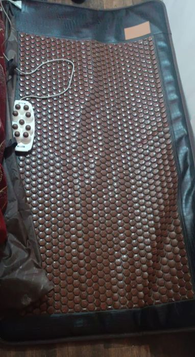 Срочно. Цена снижена.продаю турмалиновый матрас