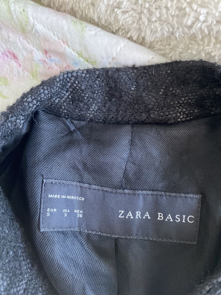 Пролетно -есенно палто на Zara Woman S размер