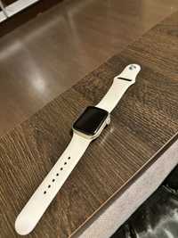 Apple Watch SE 2 Gen (2023) GPS S/M 40 мм starlight-бежевый