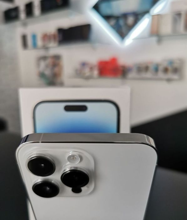 Iphone 14 Pro / Silver / 256 GB / DeluxGSM
