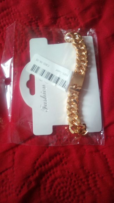 Гривни.         .