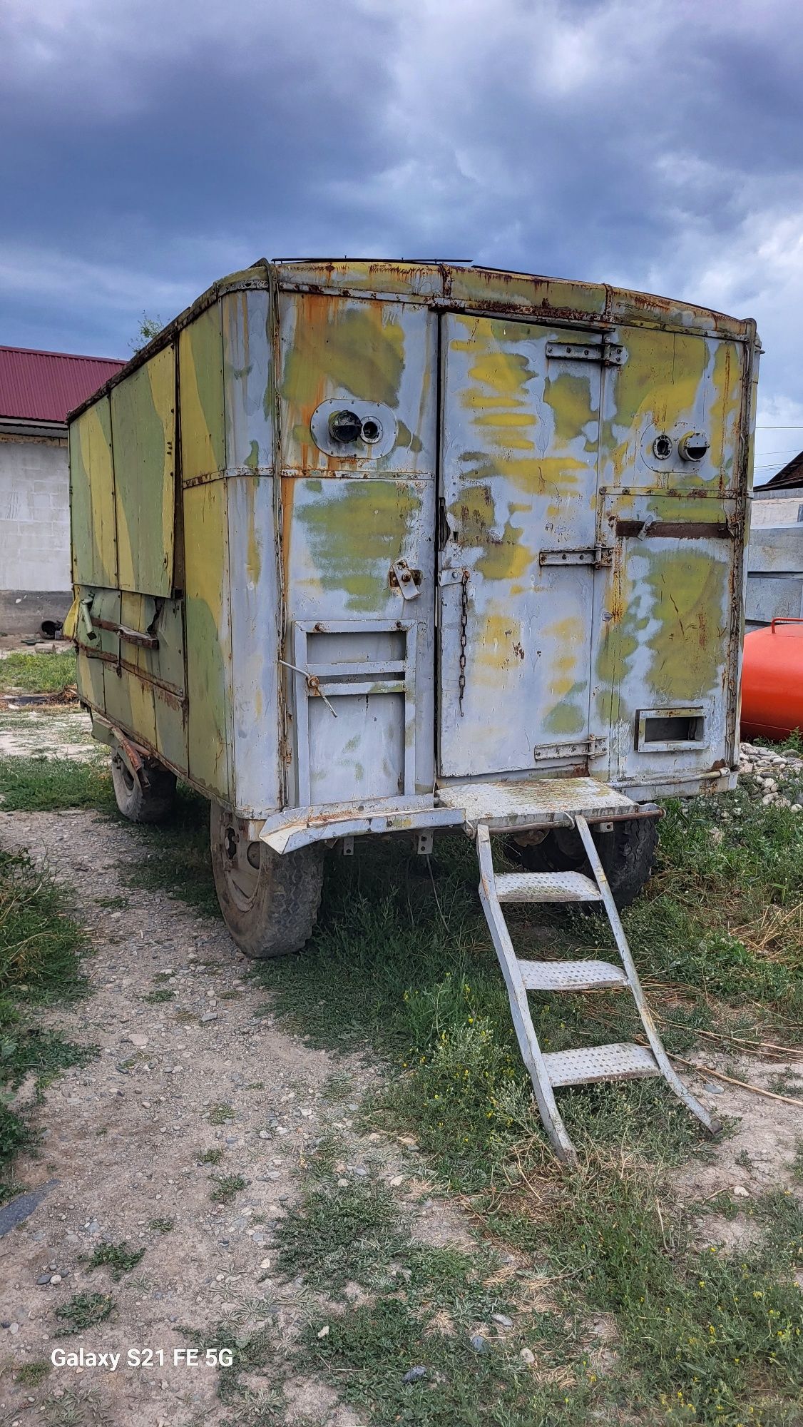 Продам бутку военный кунг