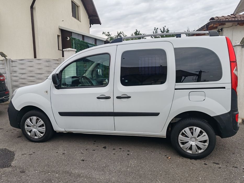 Vând Renault Kangoo