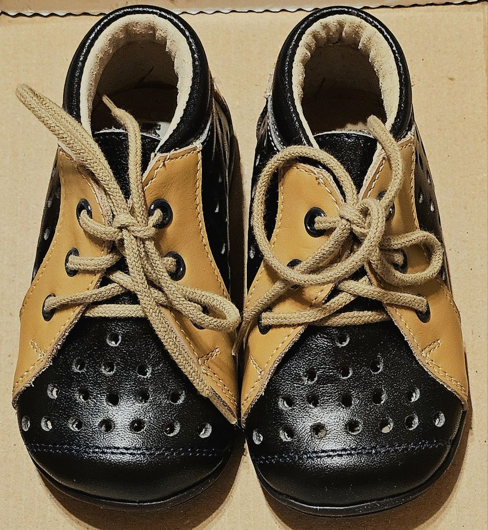 Pantofi piele copii marime 19