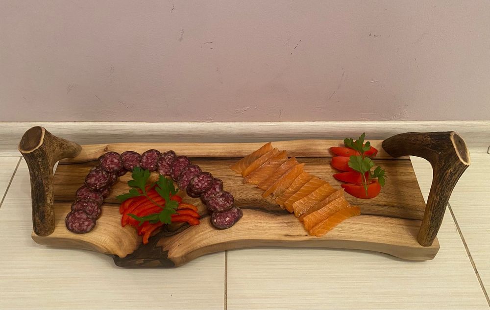 Орехова дъска за мезета