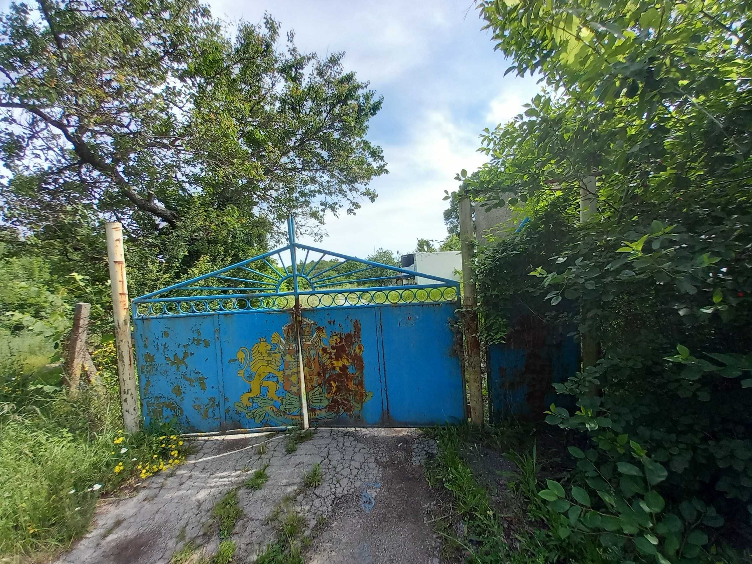 Индустриален имот - За продажба главен път Разград - Търговище