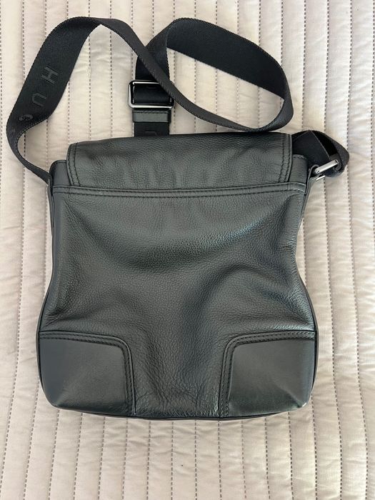 Boss мъжка чанта оригинална