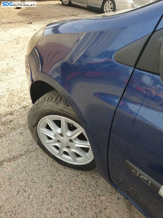 Aripa Stanga Fata Renault Clio 3 2005 - 2014 Culoare NV432 [C3629]