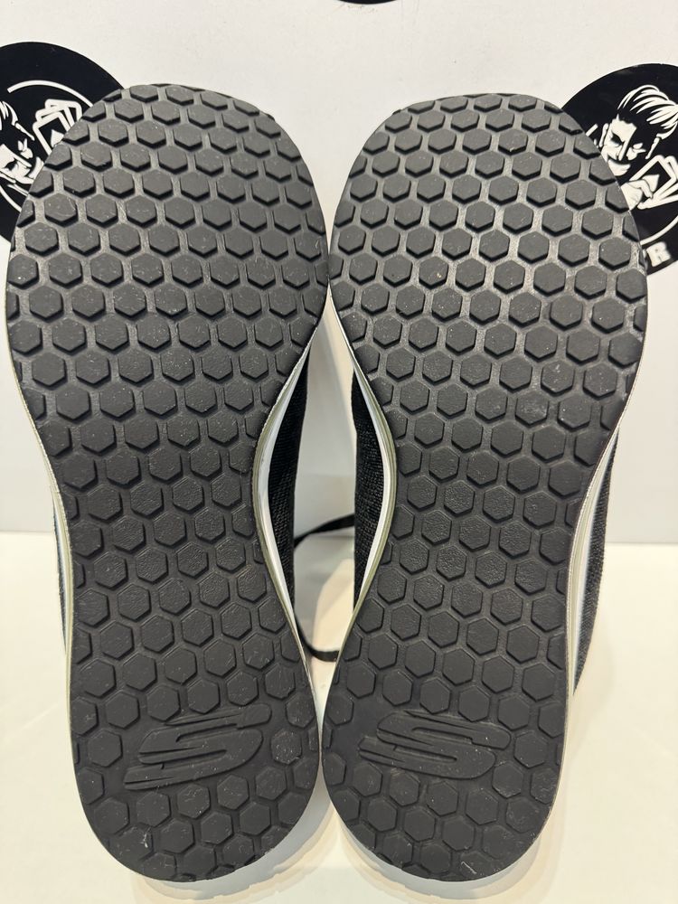 Маратонки SKECHERS SKETCH - AIR .Номер 36.6
