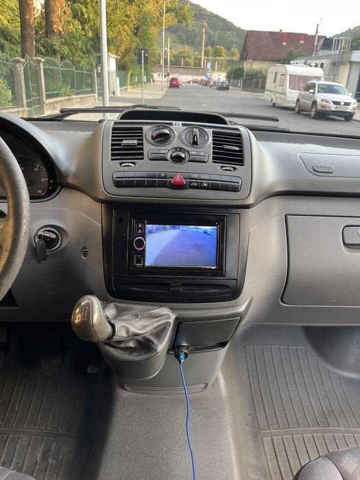 Mercedes vito 5 locuri - modelul lung