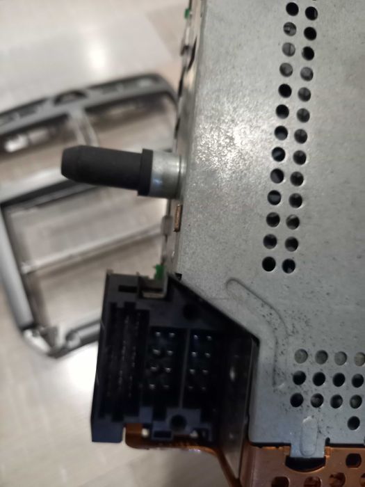 оригинално CD радио за пежо 307