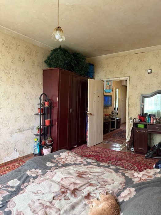 х Чиланзар 21 квартал 2/4/4 Зеркалка,Обш:50м2,Продается