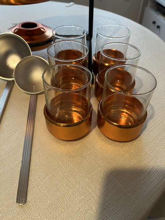 Меден съд за греяно вино и др.