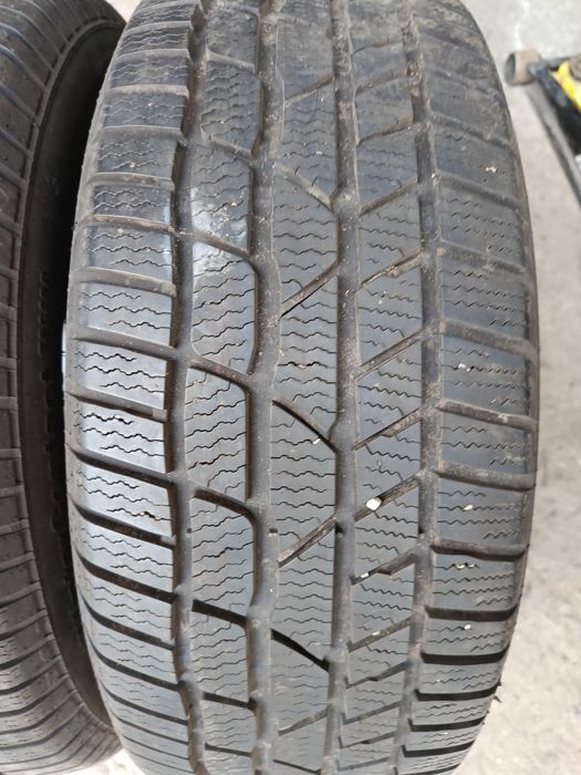 Зимни гуми -16цола -215/55-1бр.-65лв."CONTINENTAL"