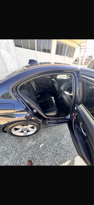 Vand BMW seria 3 328i