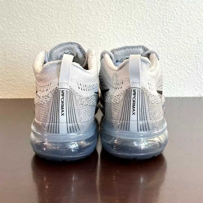 Обувки NIKE / VaporMax / GREY FLYKNIT 2023 + КУТИЯ