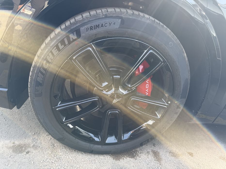 Voyah Free appola Tech 318 full