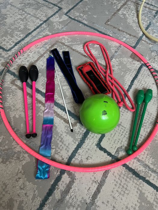 Обруч, мячик,булава,скакалка,лента - для художественная гимнастика